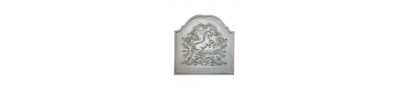 Decorated fireplace plate